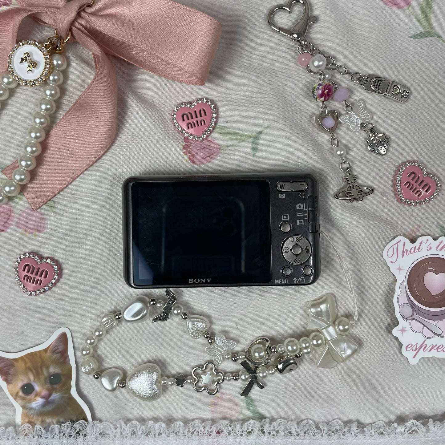 Vintage Sony Cyber-shot DSC-W570