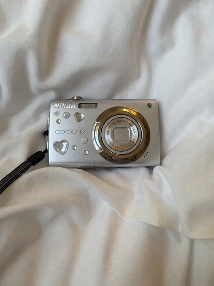 Nikon Coolpix S2500
