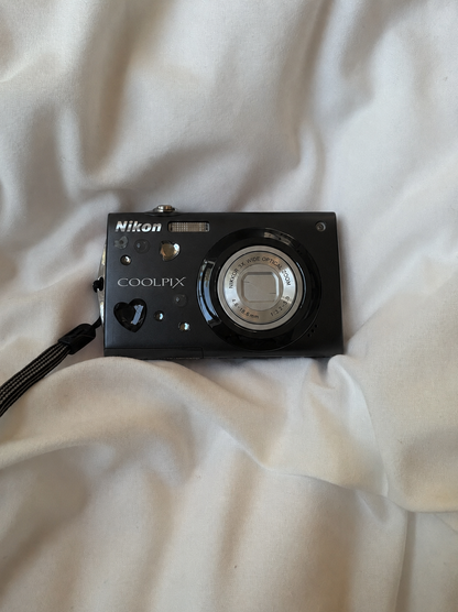 Nikon Coolpix S2500